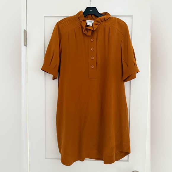 Sonia Rykiel Dresses & Skirts - Sonia by Sonia Rykiel burnt orange short sleeve silk dress w/ ruffle collar
